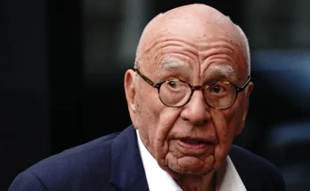 The Murdoch family is secretly battling over succession. News outlets are asking a  court to  make  it public