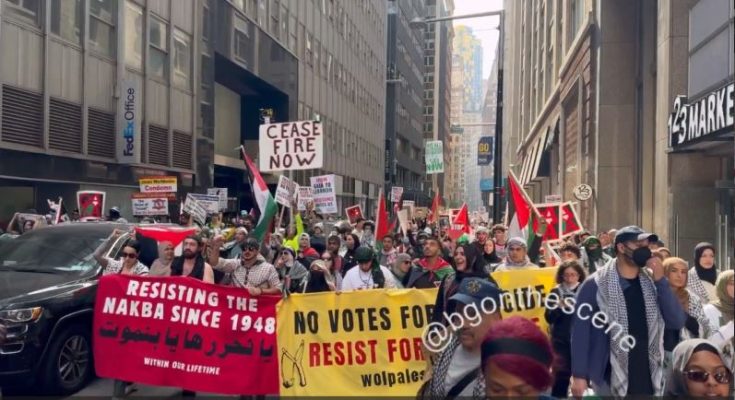 Pro-Israel demonstrators chant “Death to Hamas” next to pro-Palestine demonstrators in New York