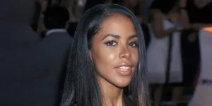 The Late Singer Aaliyah’s Boyfriend Revealed Her Heartbreaking Final Words Before the Plane Crash – Details.