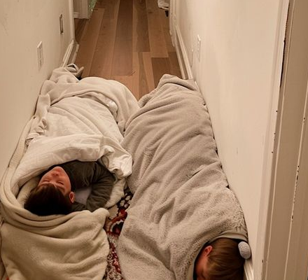 I Came Home to Find My Kids Sleeping in the Hallway — What My Husband Turned Their Bedroom into While I Was Away Made Me Feral